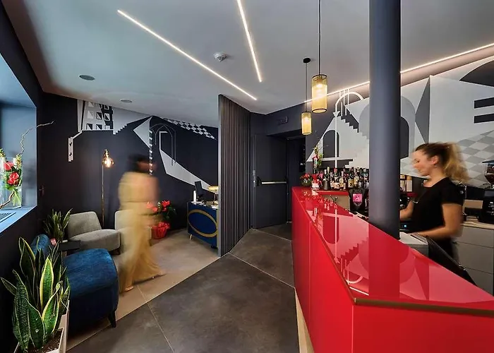 Hotel Mytale
